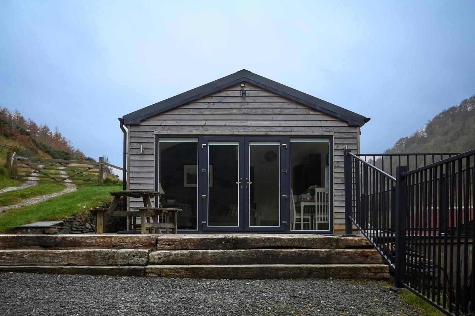 The Lodge Llangollen Bagian luar foto